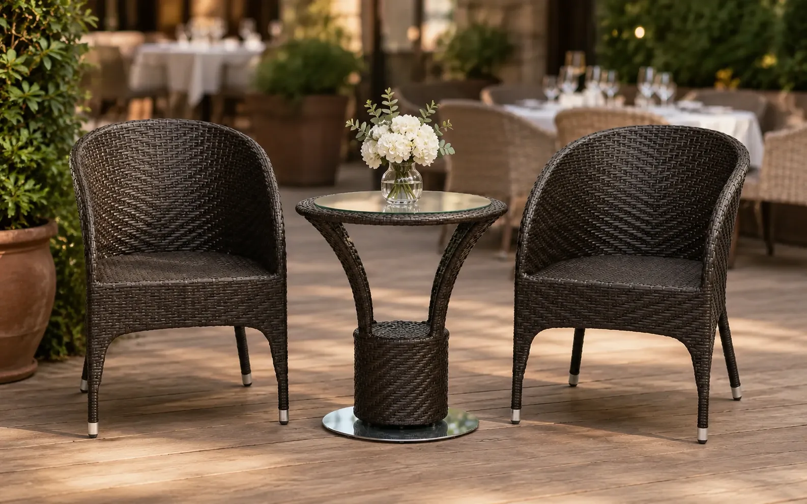 XIMU Furniture PE rattan bistro set with two chairs and round glass table