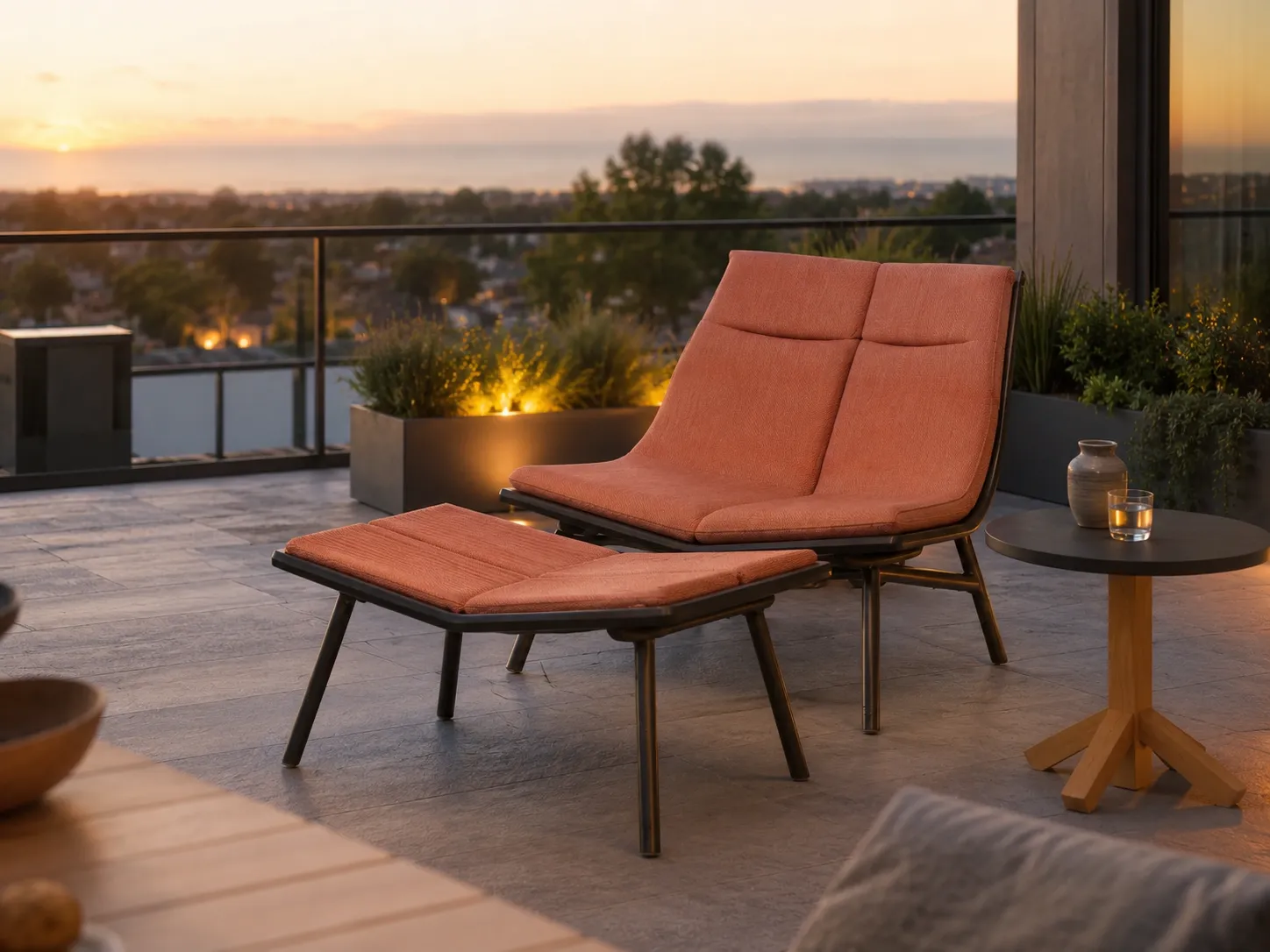 Rooftop terrace rope lounge chair set with side table