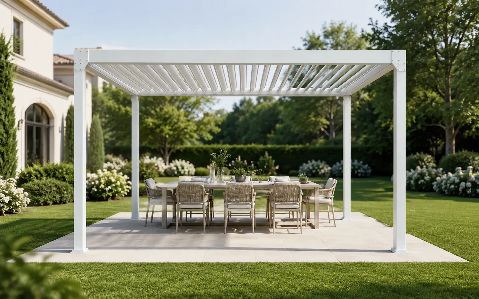 XIMU Furniture aluminum outdoor louvered moonlight pergola for patio and resort shade