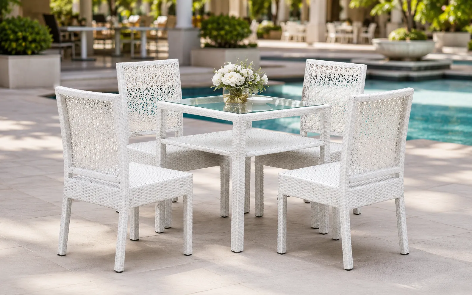 XIMU Furniture white PE rattan outdoor dining set with 4 chairs and glass table