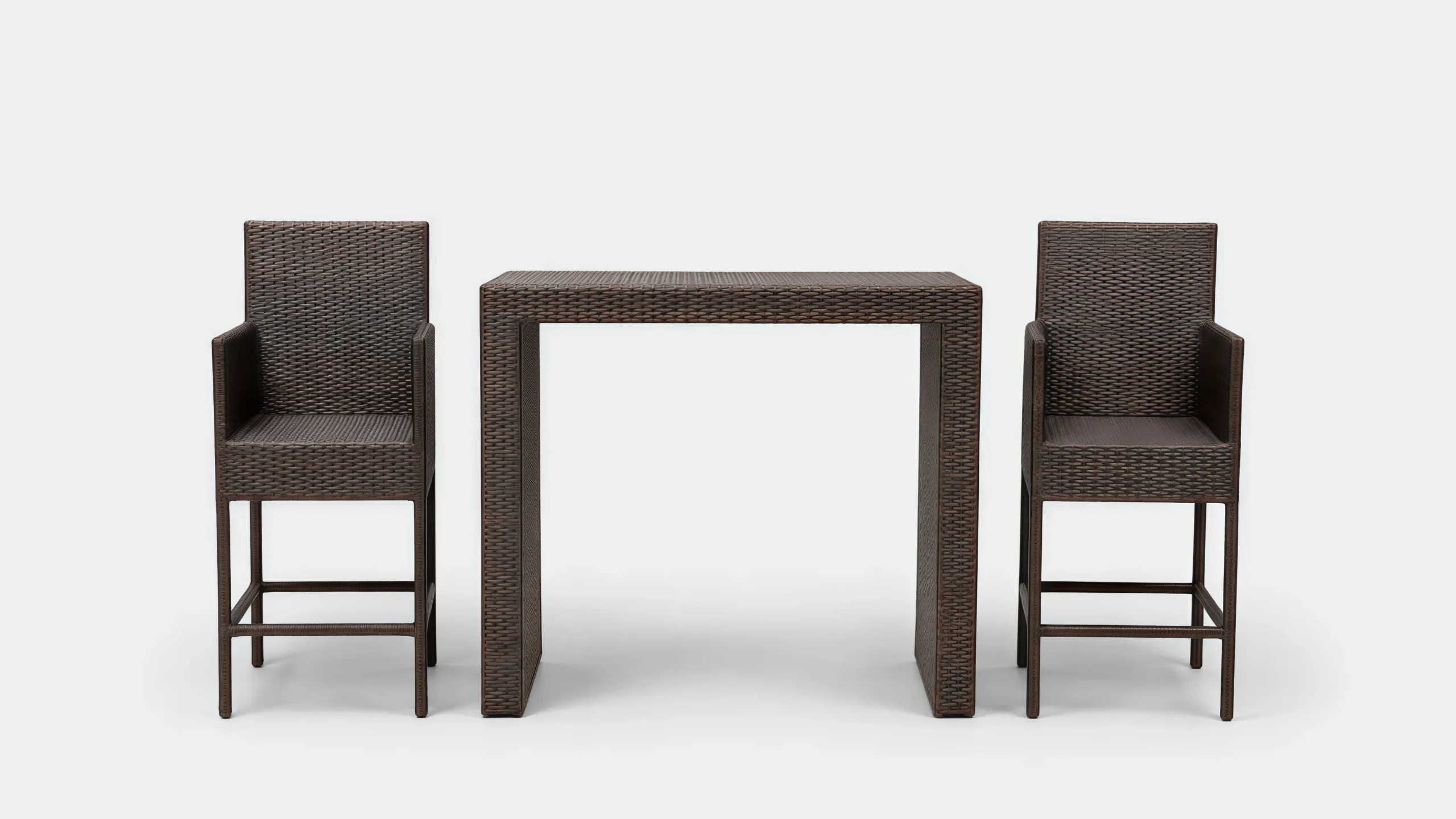Wicker Bar Table and Stools Set for Outdoor Hospitality Projects