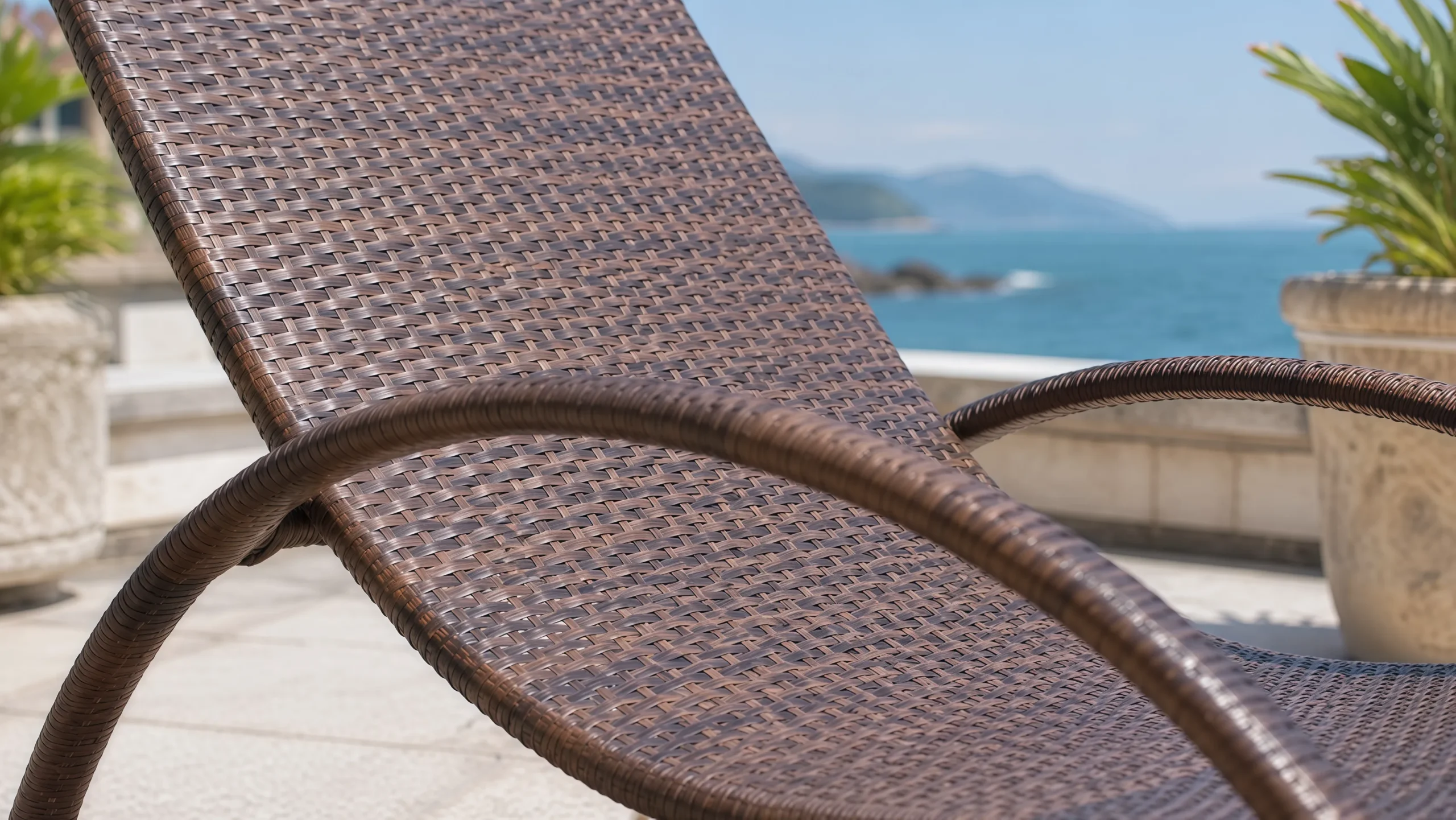 PE Rattan Outdoor Sun Lounger with Stainless Steel Frame
