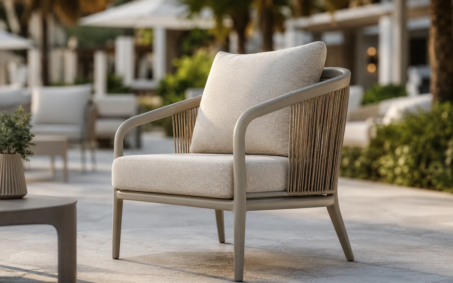 How to Choose Outdoor Furniture Materials for Hotels, Resorts, and Commercial Projects